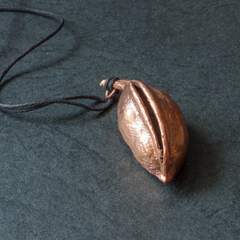 Bottle tree pod Real pod electroformed pendant Bright copper Electroplated necklace Plant shape like yoni