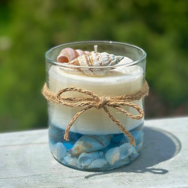 Beach seashell gel candle