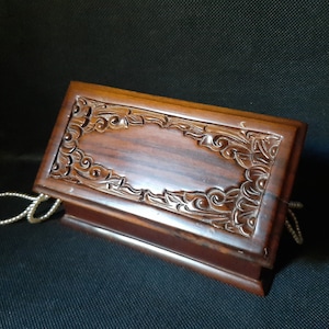 Vintage jewelry box Small wooden box Vintage wooden box  Wood jewelry box Wooden keepsake box Jewelry storage box Wooden storage box