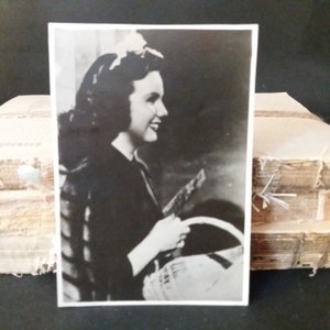 Vintage Rare Photo Old photo Dinna Durbin, Antique photo, Hollywood Glamour Era, Hollywood memorabilia, Retro Movie Star, Black White photo