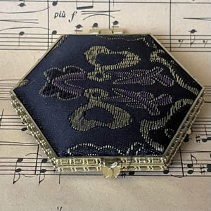 Espejo compacto vintage Bonito espejo compacto pequeño Espejo retro Espejo de viaje de mano Espejo de mano vintage Accesorios para bolso Regalo para abuela