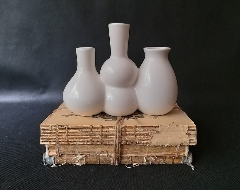 White Minimalist Bud Vases Ceramic Vintage Vase Modern Vase Etsy