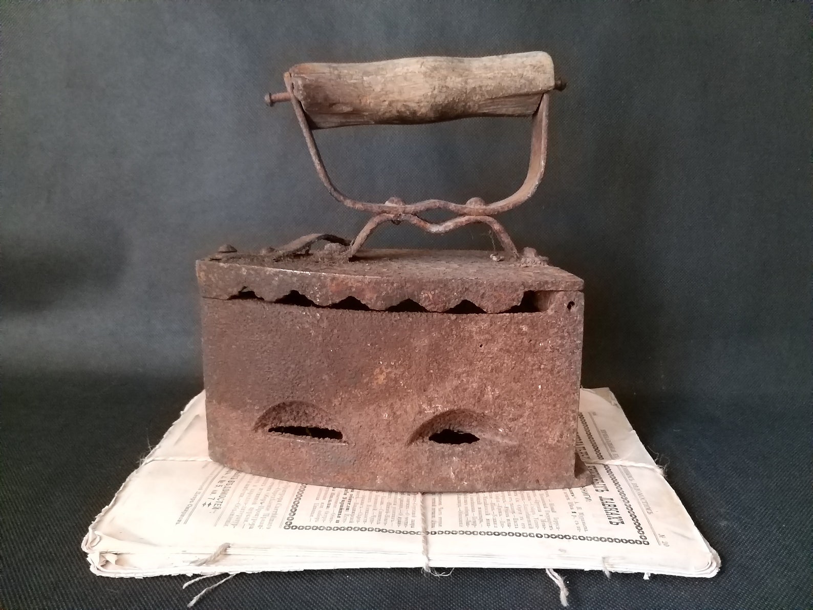 Hierro de carbón antiguo Rusty decoración vintage para sala de | Etsy