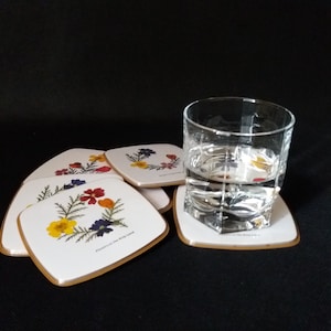 Set of vintage coasters Retro table decor Hostess gift ideas Vintage tea party Floral coasters Vintage kitchen decor
