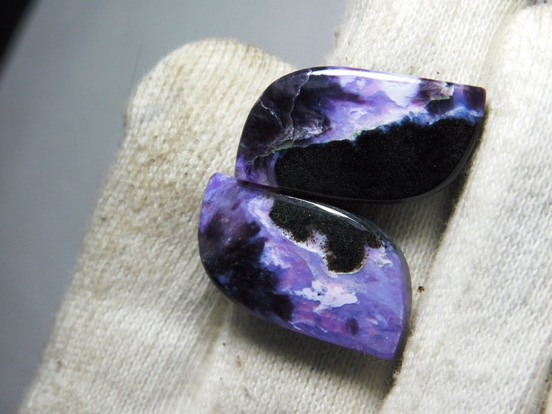 Raw Charoite cabochon loose gems stone top quality handmade fancy shape maker Designer DB-893 36 Cts 21x14x5