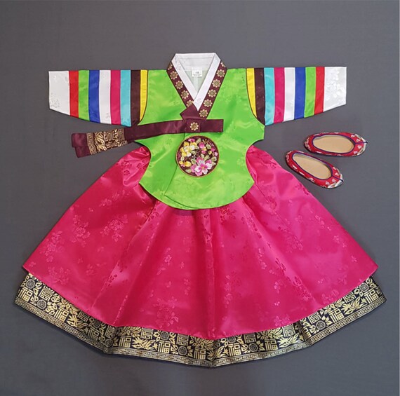 Traditional dress for one year old baby girl 2025