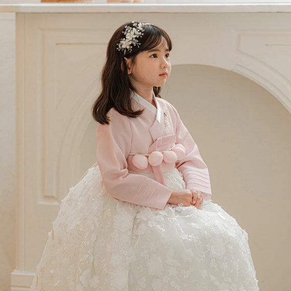 Lace hanbok 2025