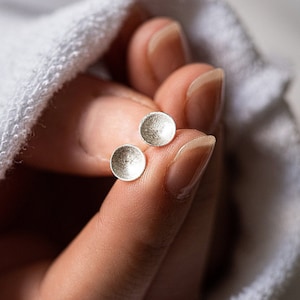 Ohrstecker Gewölbte Dots - 925 Sterling Silber
