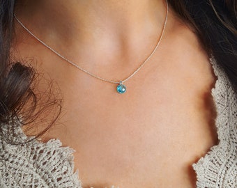 Necklace with coloured stone | discreet stone in blue | FILIGREE necklace | round coloured stone | FREE wish card