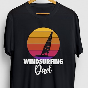 Maglietta Windsurfing Sole - Design Retrò Per Sport Acquatici - Regalo Per Appassionati Di Spiaggia - Foto 13