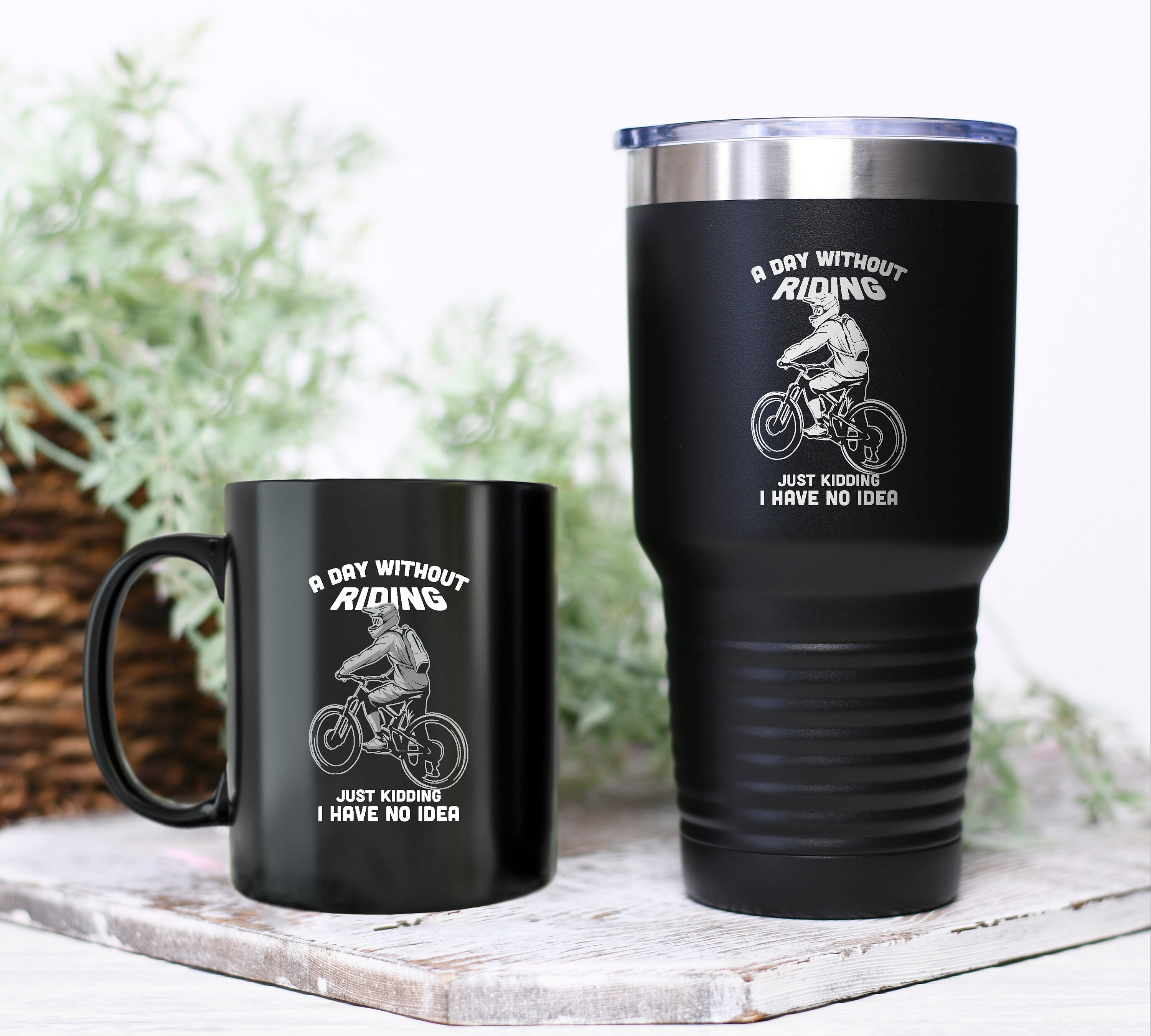 Un día sin MTB Funny MTB Mug, Downhill Tumbler, Mountain Bike Gift, MTB Gift For Her, Mountain Bike Gift For Him