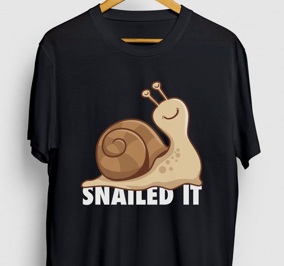 Funny And Colorful Snail Whisperer T-Shirt Gift Funny And Colorful Snail Whisperer T-Shirt Gift