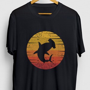 Hammerhead Shark Retro Sunset Shark Gift, Funny Ocean Shirt, Funny Hammerhead tee, Shark Hoodie / Youth Shirt / Unisex T-shirt