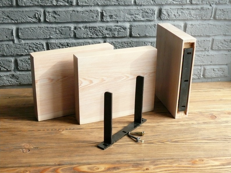 Кронштейн для парящих полок. Парящие полки. Парящие полки. Деревянные полочки на стену. Крепление для парящей полки на стену.