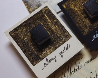 Ébano Dorado - Color brillante para caligrafía - Tinta sólida - Media pastilla individual de acuarela metálica hecha a mano