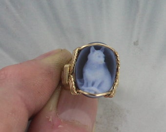 Blue Agate  Cat Cameo  Ring  -  14kt Rolled Gold - Carved In Germany -