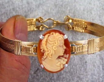 Vintage Hand Carved Shell   Cameo Bracelet - 14kt Rolled Gold - Wire Wrapped - Size  6 to 8