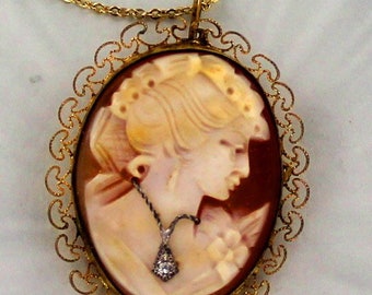 Vintage Antique Shell Cameo Earrings Hand Carved in Italy in 14KT Rolled Gold Vintage Antique Shell Cameo Earrings Hand Carved in Italy in 14KT Rolled Gold