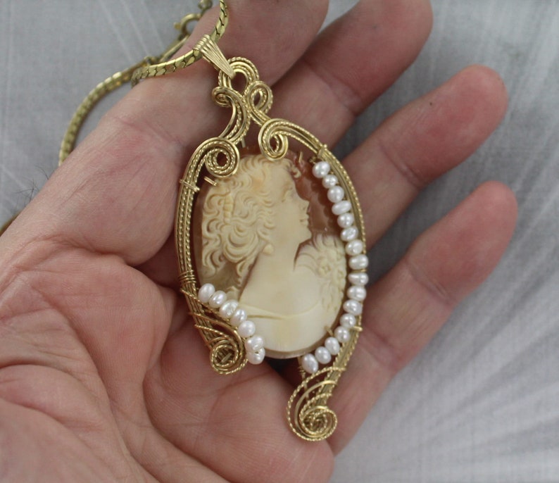 Antique Shell Cameo Pendant and Earrings Carved in Italy in 14kt. Rolled Gold wire wrapped Cameo Jewelry With Pearls image 2