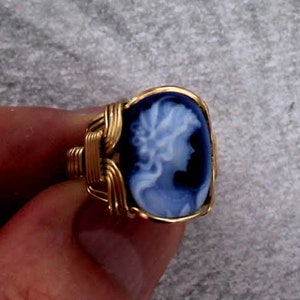 Agate Cameo Ring in 14kt Rolled Gold,   Made to fit you -- Size 5 to 15 ---  Wire Wrapped
