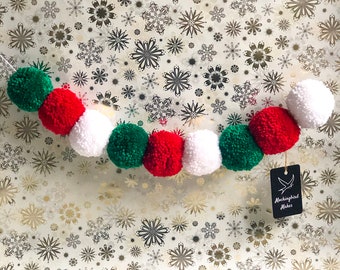 REDUCED!! Christmas Pom Pom garland in red, white, green *fluffy soft pompoms *Adjustable up to 2m long *Christmas and tree decorations