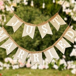Just Married Banner Burlap, Rustic Wedding Decor, Boho Wedding Garland, Sweetheart Table Backdrop, Custom Wedding Sign
