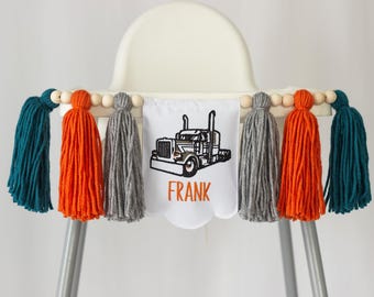 Banner met vrachtwagenmotief voor kinderstoel, verjaardagsbanner met vrachtwagen, geborduurde banner met babynaam, decoratie voor de eerste verjaardag, slinger voor kinderstoel