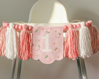 Pink Daisy High Chair Banner - Perfect Berry Decorations for 1st Birthday Girl - Strawberry Highchair Garland for Sweet One Birthday