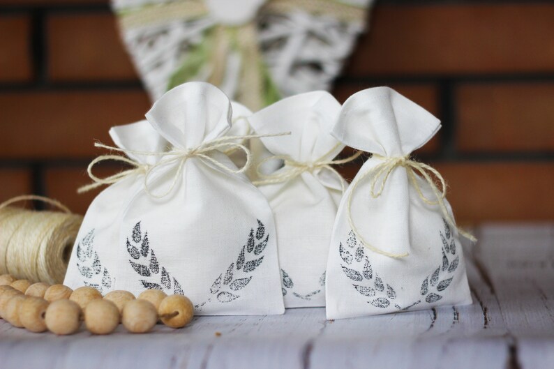Set 10 linen bags 4x6 Linen bags small Wedding favor bags Bags stickers Confetti bag Ivory coffee bag Baptism bags Burlap bags Rustic favors