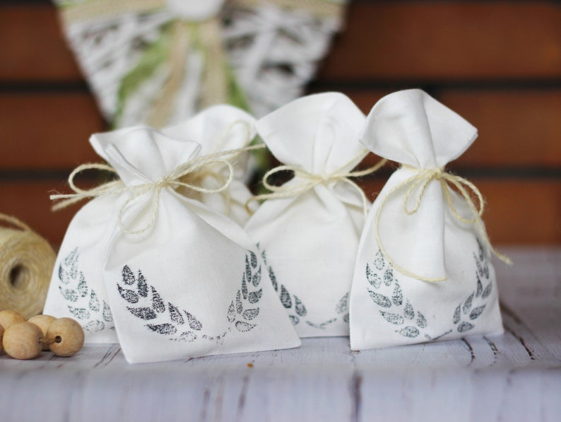 Set 10 linen bags 4x6 Linen bags small Wedding favor bags Bags stickers Confetti bag Ivory coffee bag Baptism bags Burlap bags Rustic favors