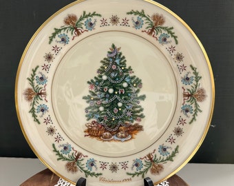 Collectable Vtg Christmas Plates Lenox