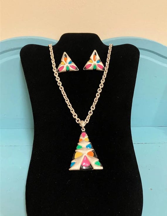 Rare Fantastic Vintage GEM-Craft Brushed Silvertone Vibrant Enamel 17" Necklace & Earrings Set
