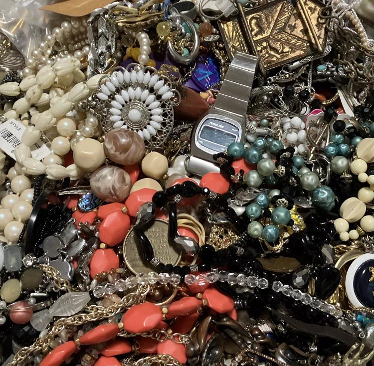 18 LBS VINTAGE Random Bag Modern CRAFT Jewelry Lot Harvest Repurpose ...