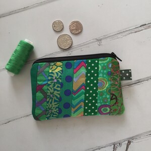Verde - Borsa TRAPUNTATA - compleanno; matrimonio; omaggio; portamonete; porta carte, fatto a mano; insegnante; fai da te, regalo per calze