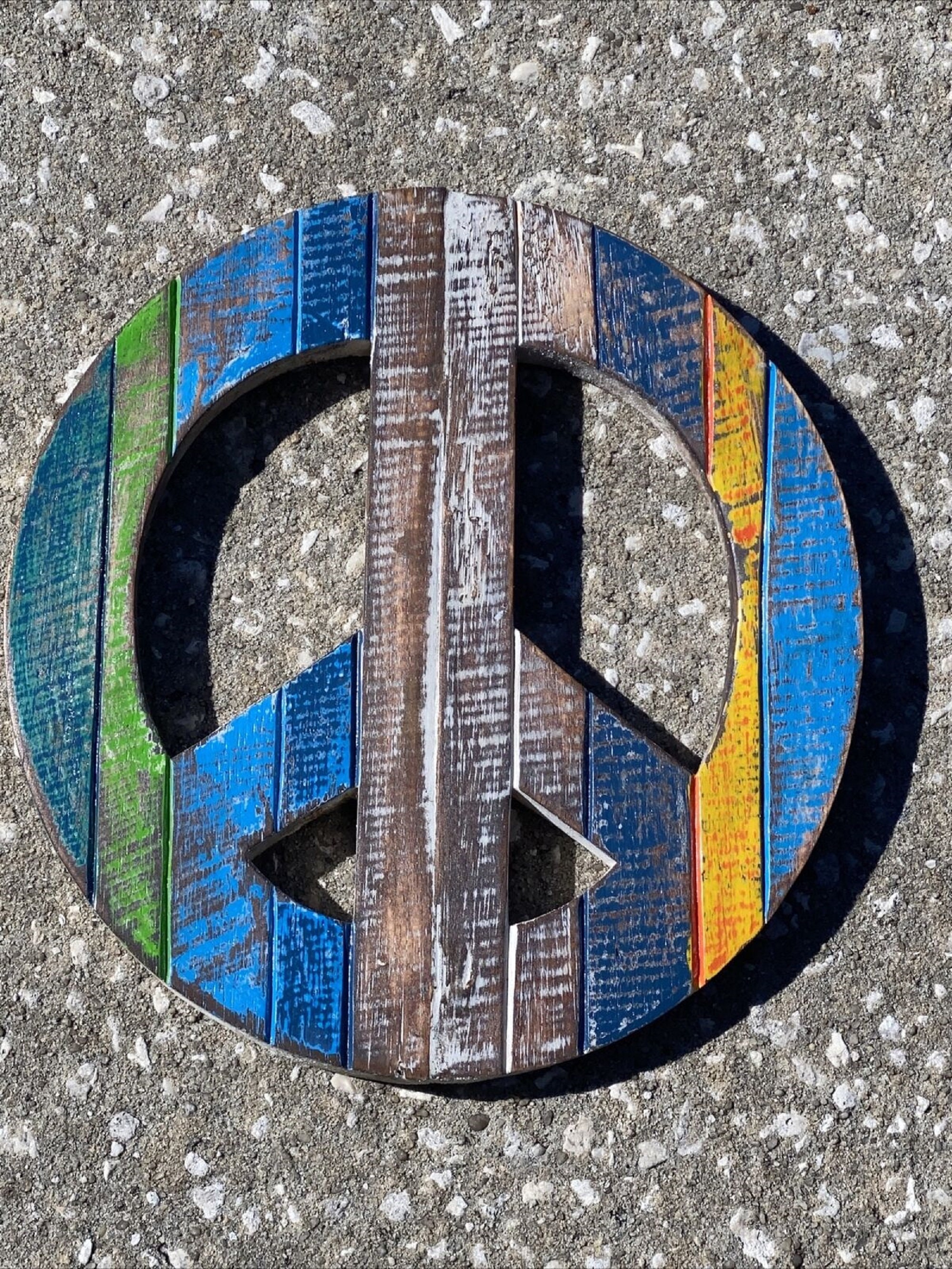 Wood ROUND PEACE SIGN Wall Art Hand Made Wood Hanging Home Etsy