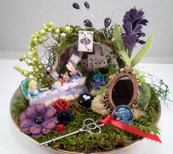 Mad Tea Party Table Centerpiece Alice In Wonderland Wedding Etsy