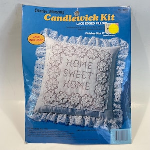 Vintage Candlewick Lace Pillow Kit Home Sweet Home 13” Square NIP Ivory Cottage