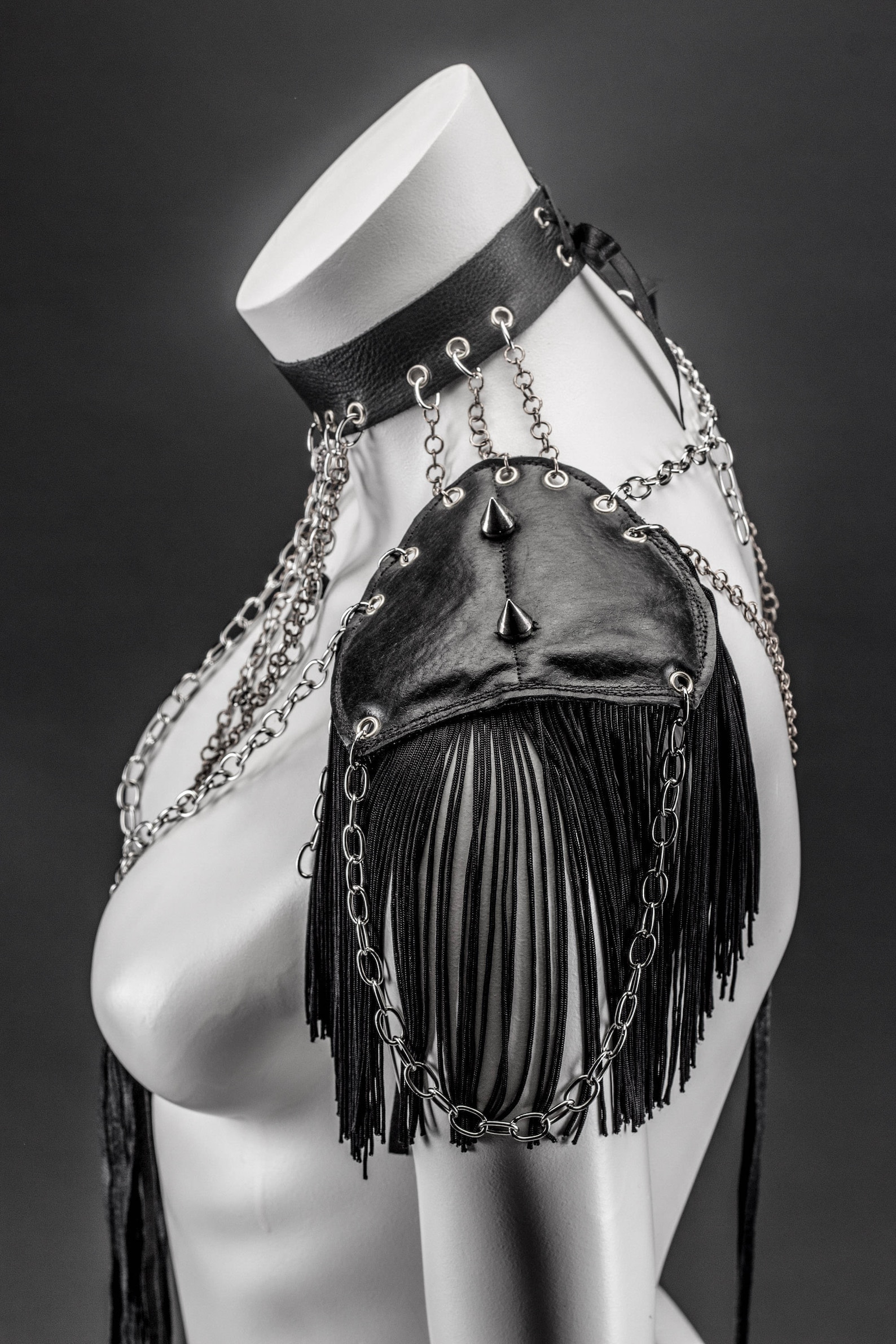 Leather Epaulette, Black Gothic Costume, Epaulet Shoulder, Chain