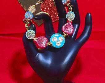 Valentines Day bracelet, Valentines Day jewelry, heart bracelet, heart jewelry, romantic bracelet, romantic jewelry, czech glass beads
