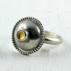 Sterling silver Dome ring, rock crystal & gold leaf : Ethnic inspiration - Artisan jewelry handmade in France - Afghan inspiration