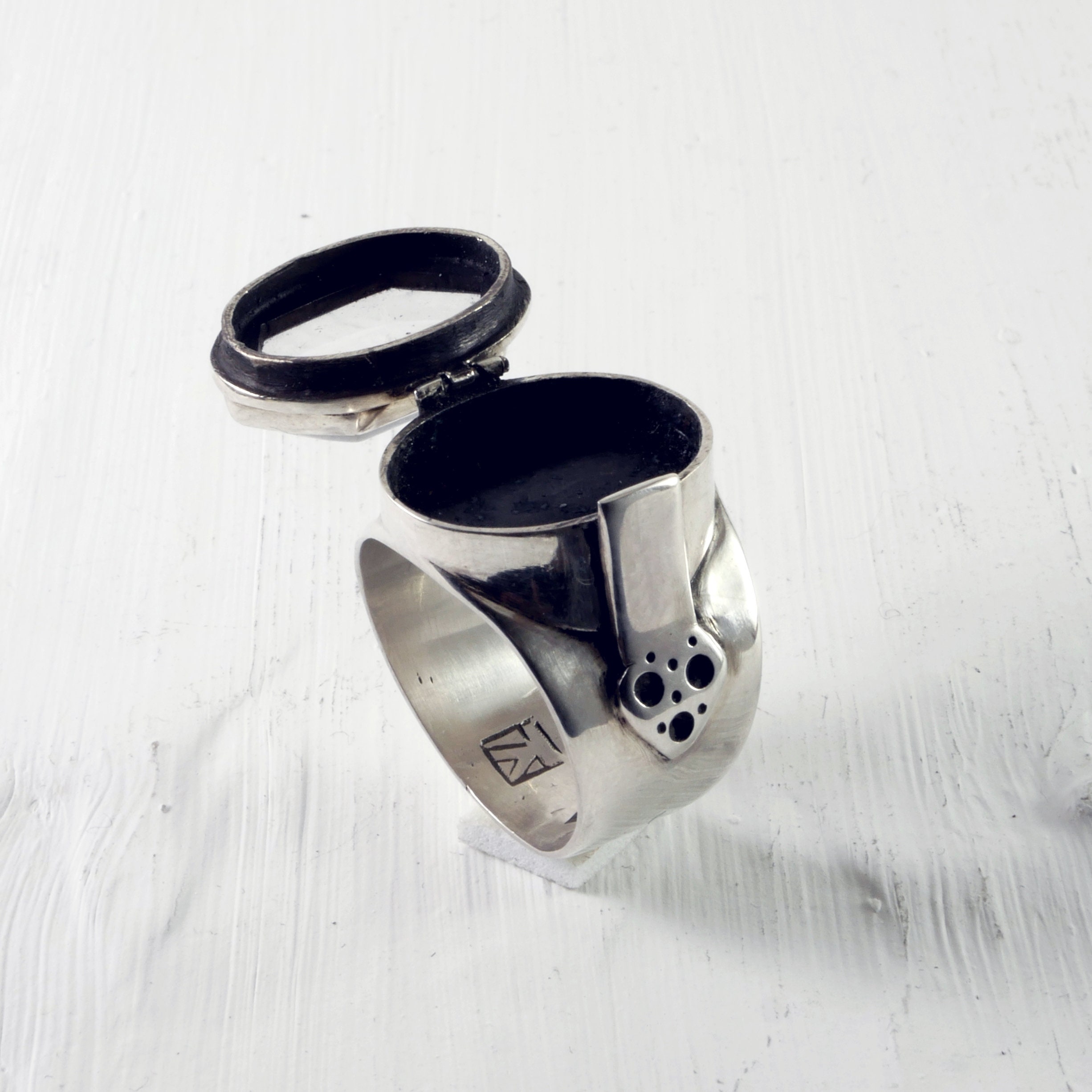 BAGUE POISON Ancienne En Argent Massif 925 - Taille 53, Occasion, Anneau à Secret