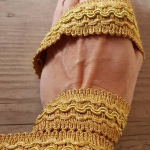 Medieval lace, lace, woven by the meter, vintage, french lace, decoration, costume, jewelry, bronze, gold, yellow, mustard, gold, 30mm Y38