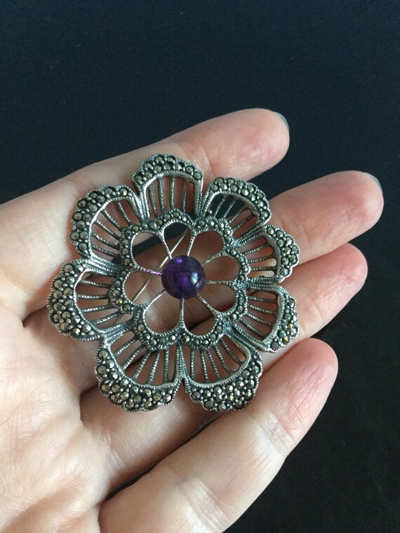 Broche Ancienne En Argent 925 Art Déco - Améthyste Et Marcassites - Excellent état