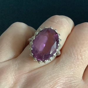 Sterling silver  purple oval ring