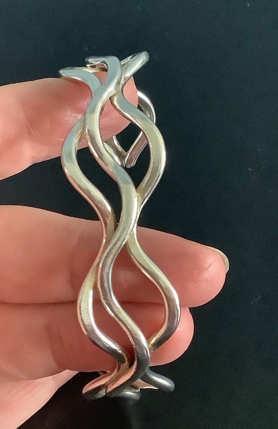 Sterling silver wavy torque bangle - image 6