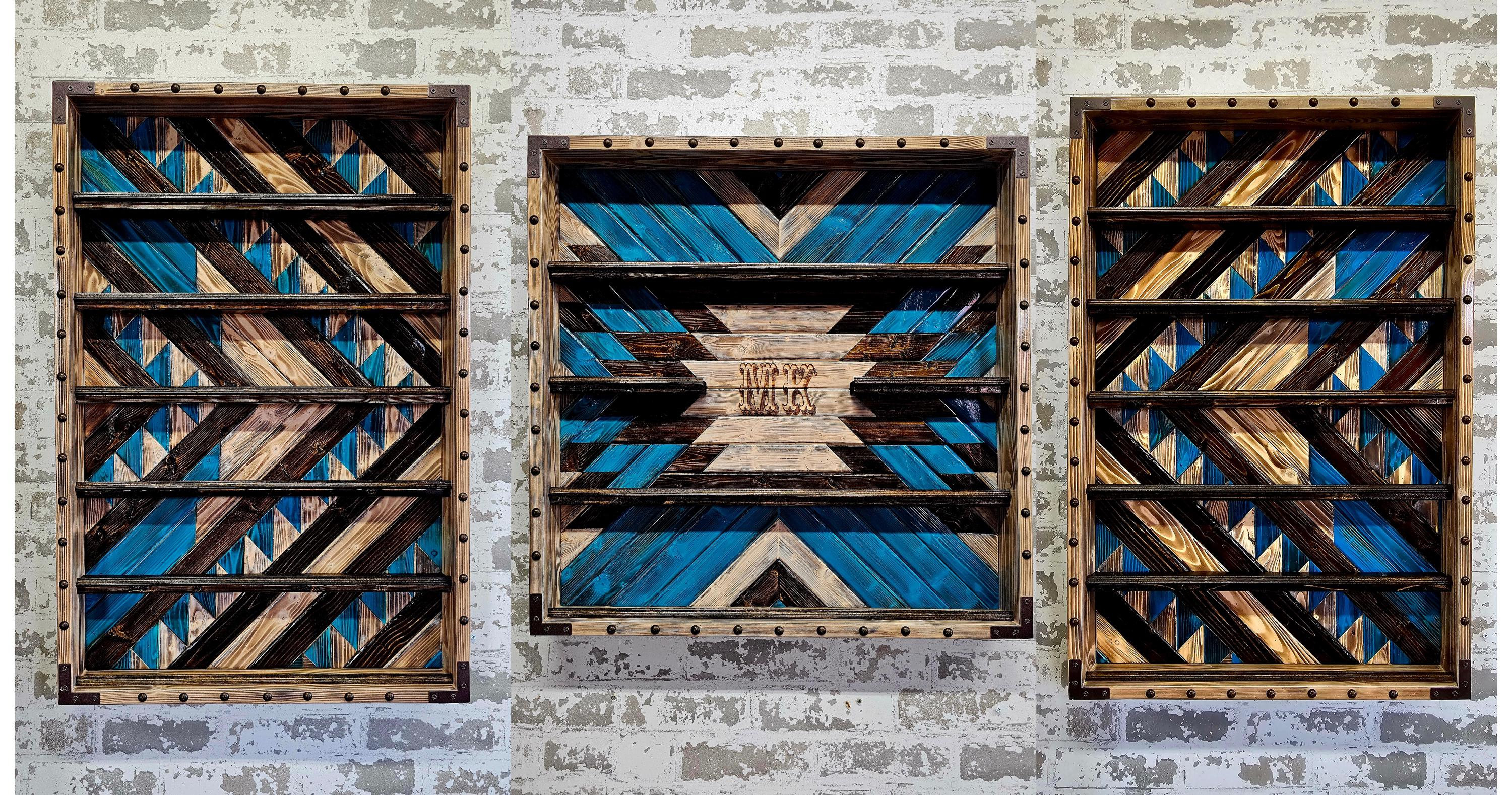 3 PC buckle case display