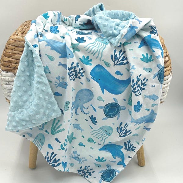 Dolphine Printed  Blanket for baby in pink colour 40x37 Inches main image 1