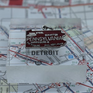 Vintage Enamel & Sterling Silver Pennsylvania State Map Charm Ft. Scranton, Harrisburg, Pittsburgh, Philadelphia and Steel For Bracelet