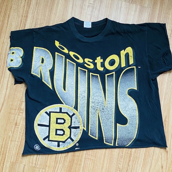 Vintage 1994 Boston Bruins SPELLOUT Cropped Sz XL Shirt by STARTER *Thrashed*