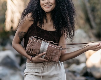 Fringe Leather Crossbody, Studded Fringe Leather, Boho Vingate Small Crossbody Pouch, Cognac Leather Crossbody, Edgy Bag, Baguette bag